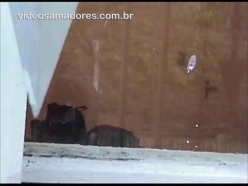 ❤️ Gizon hunkigarria bere neska-laguna beste mutil batekin ikusten, putz-bideo bat grabatzen bikotea molestatu gabe ❤ Azal bideoa gurean eu.hentaisea-com.ru